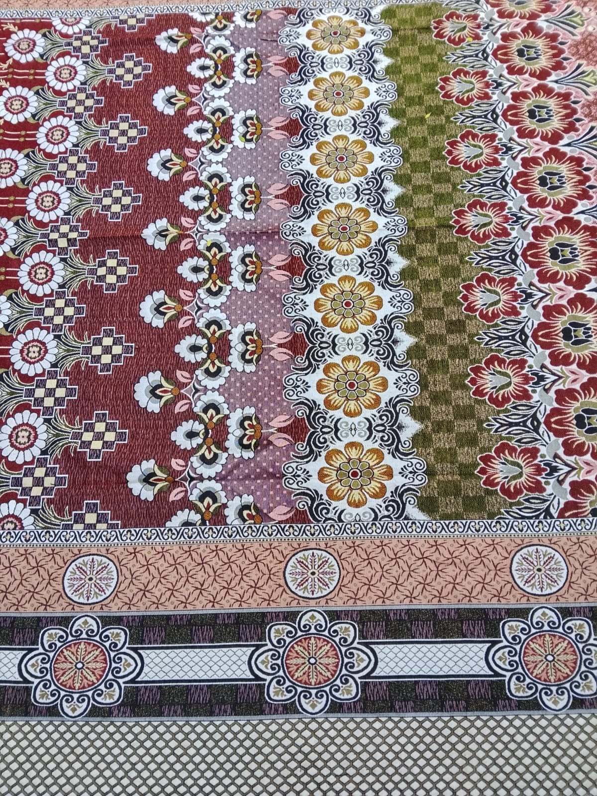 Traditional Multani Jazem – 9x10 Ft -Traditional Floral Geometric Pattern
