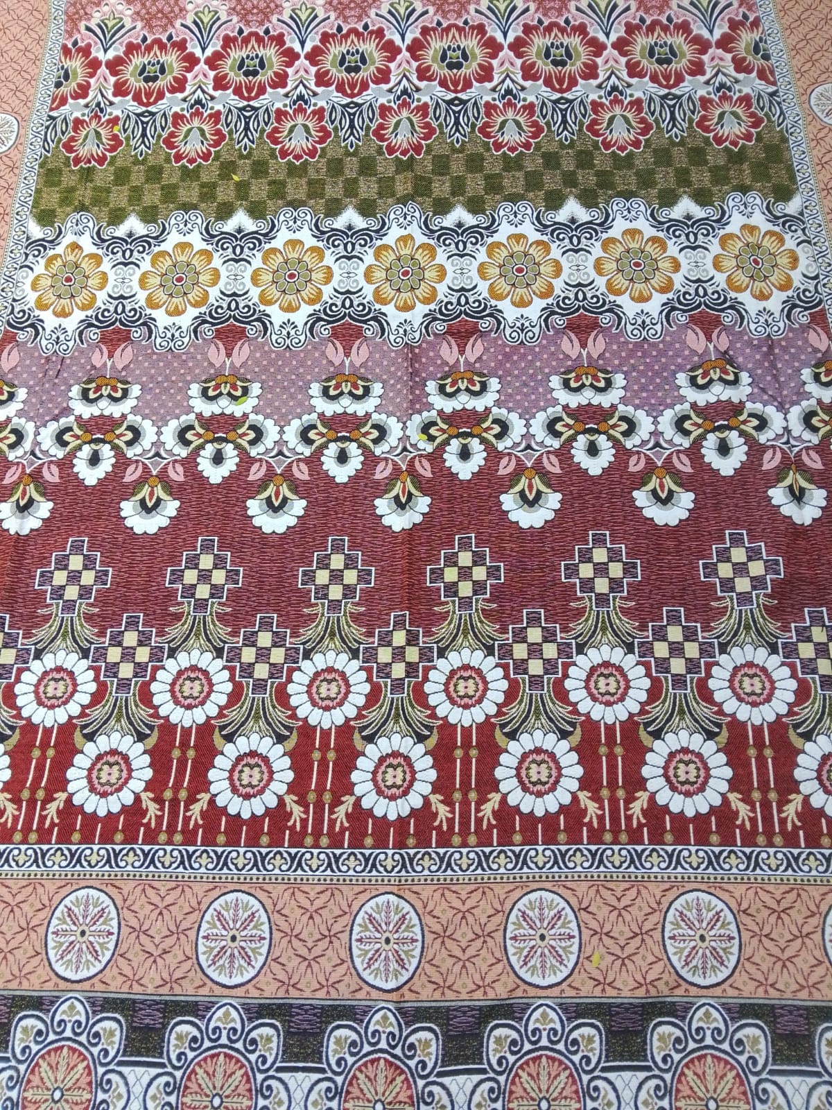 Traditional Multani Jazem – 9x10 Ft -Traditional Floral Geometric Pattern