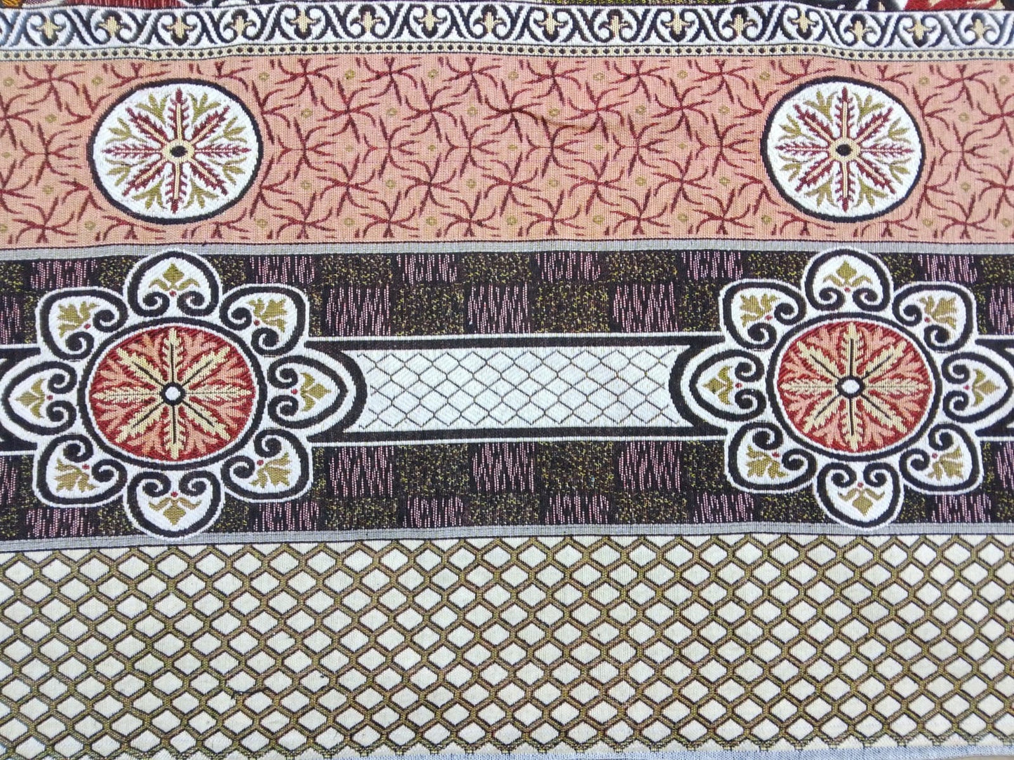 Traditional Multani Jazem – 9x10 Ft -Traditional Floral Geometric Pattern